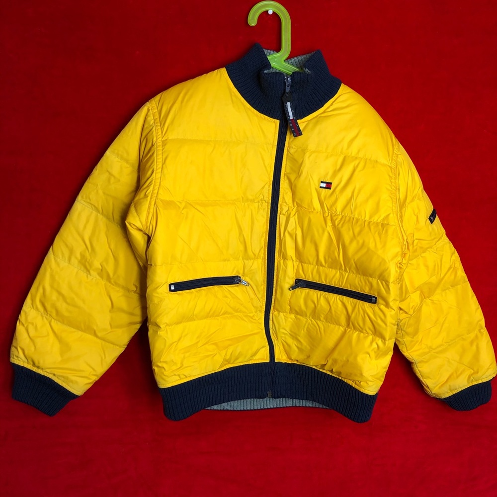 Very cute vintage Tommy Hilfiger Puffer jacket